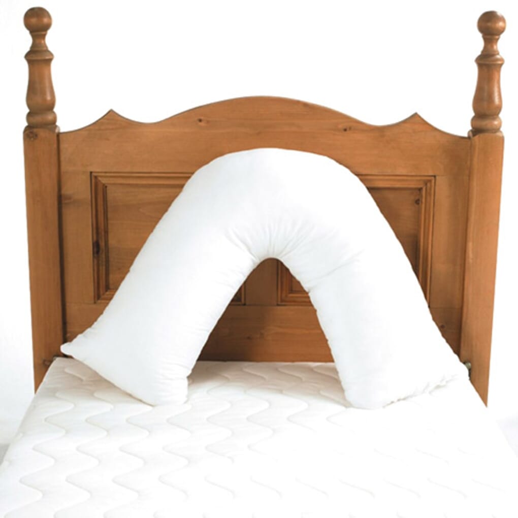 V shaped best sale support pillow