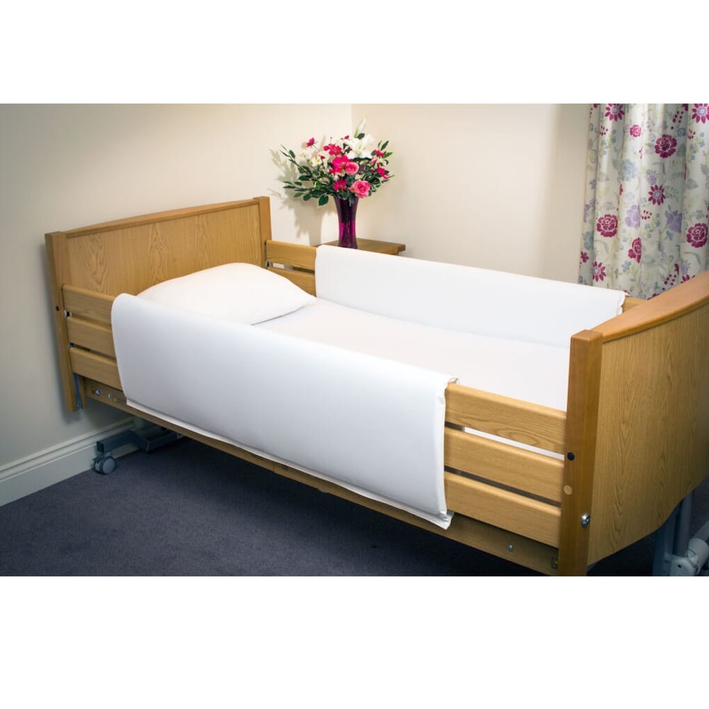 Cot best sale bumpers nhs