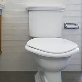 Bariatric toilet clearance seat