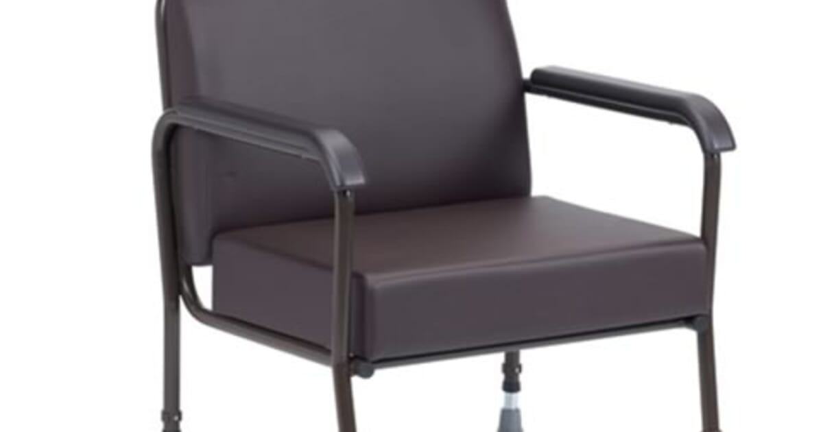 Second hand best sale bariatric chair