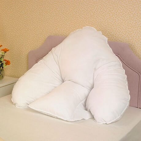 V shaped outlet back support pillow