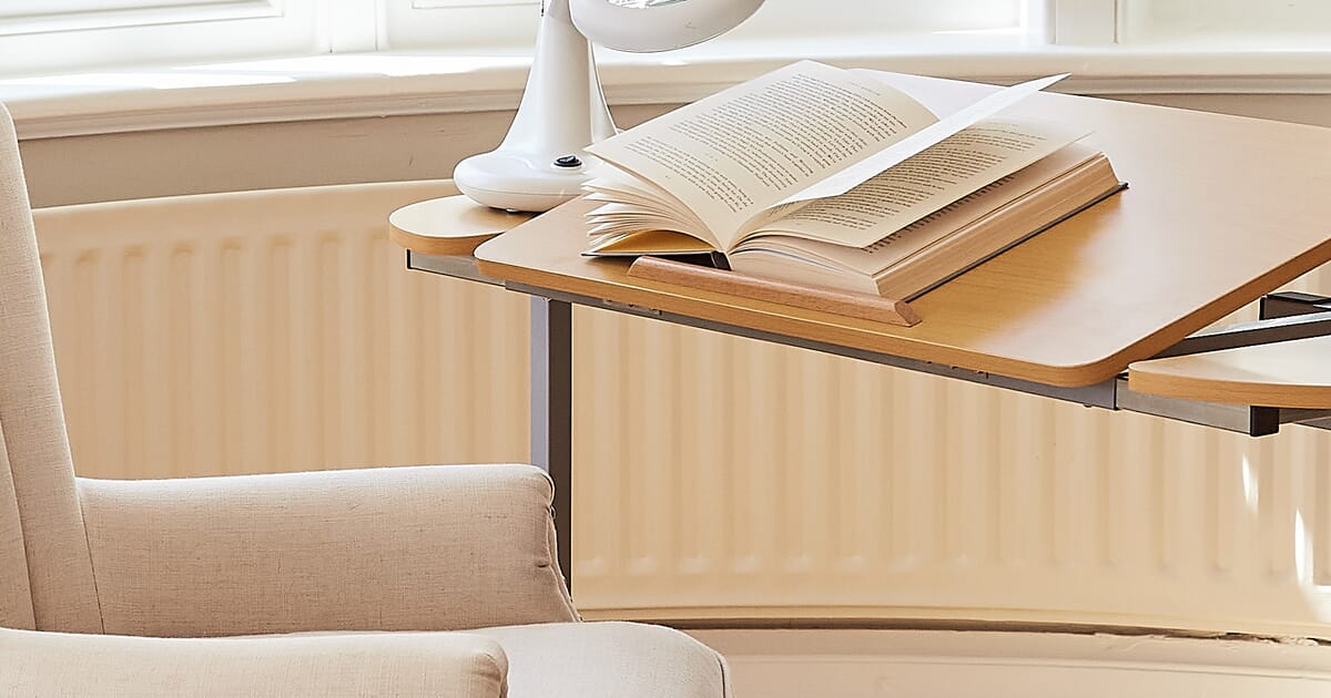 Chair table on wheels store